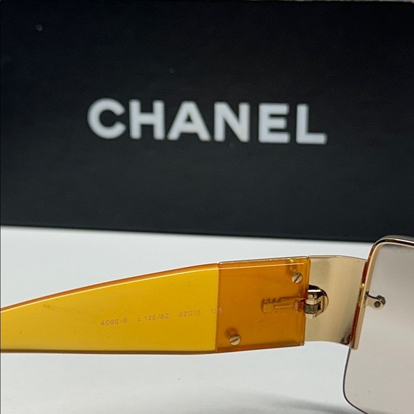 Chanel Crystal Coco CC Logo Sunglasses Vintage Amber Orange Gold Y2K 4095-B Case main image 8